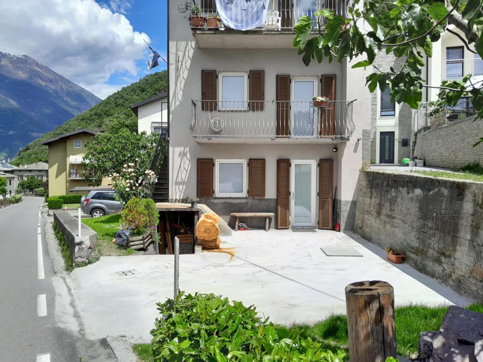 Hotel Ca Marasciol A 5 Minuti Dal Trenino Rosso Del Bernina Express Villa di Tirano Zewnętrze zdjęcie